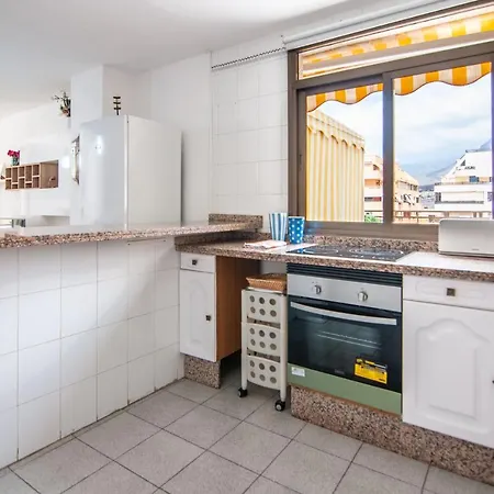 Valdes Center 1a010 Arona (Tenerife)