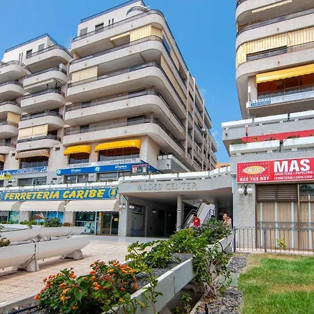 Valdes Center 1a010 أرونا